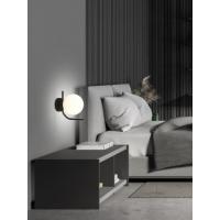 ACB A81632N Maui Lampada da parete nero sfera vetro bianco